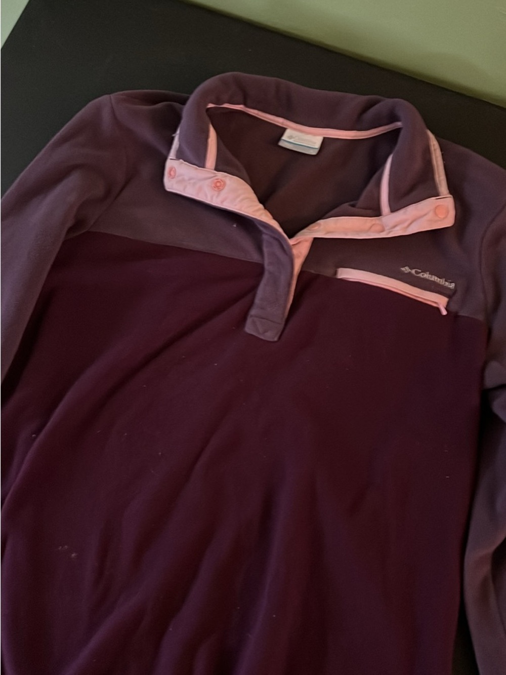 Columbia Women’s Plum and Light Pink Fleece Pullover
